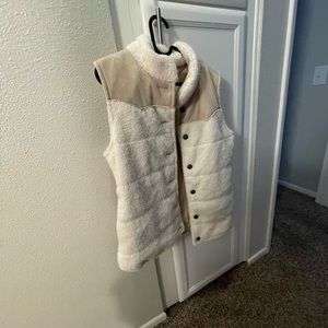 Dylan Sherpa Vest